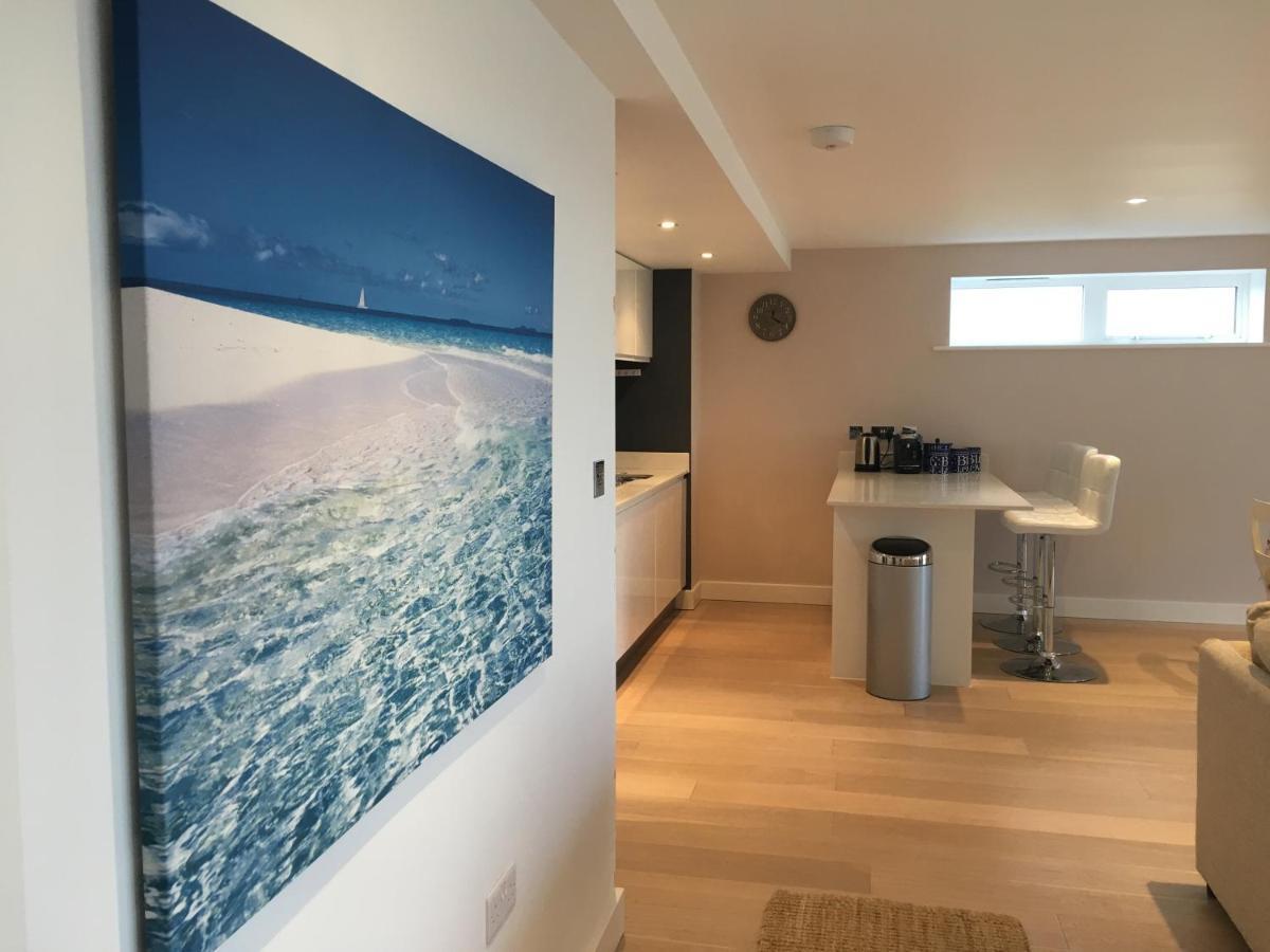 6 Ocean Gate Apartment New Quay Exteriör bild